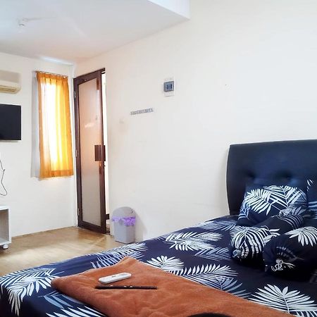 De Patuk Homestay 요그야카르타 외부 사진