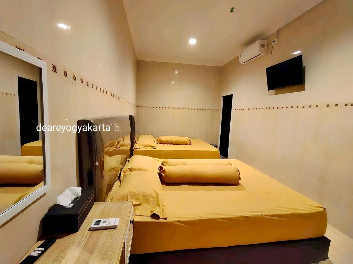 De Patuk Homestay 요그야카르타 외부 사진