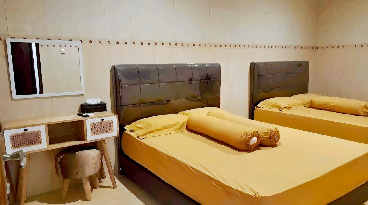 De Patuk Homestay 요그야카르타 외부 사진