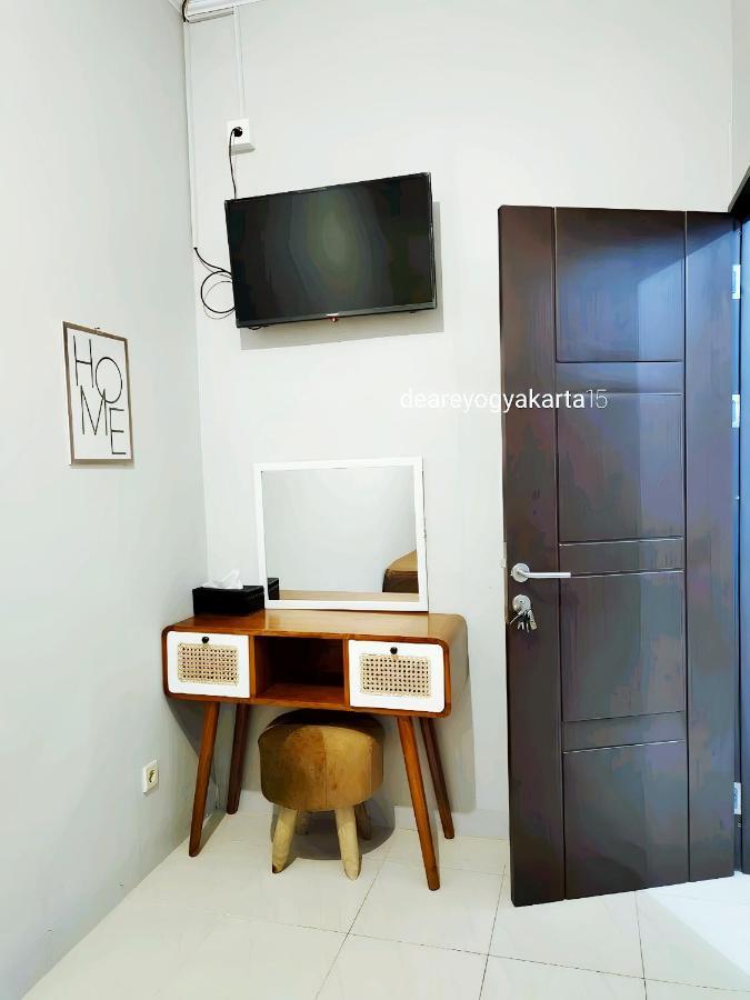 De Patuk Homestay 요그야카르타 외부 사진
