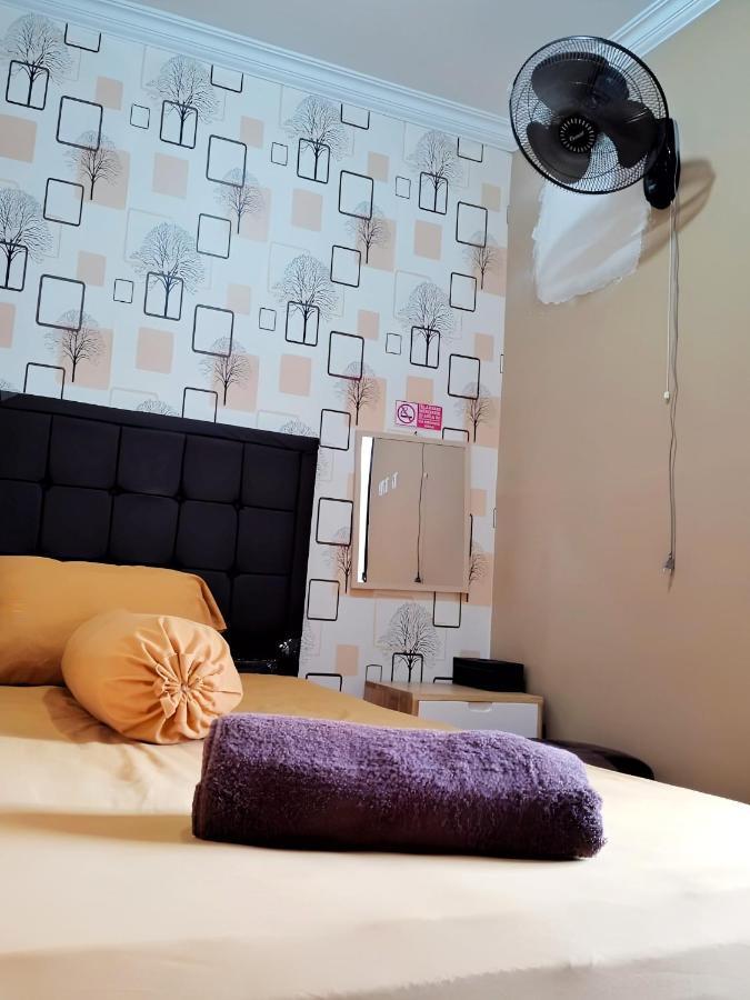 De Patuk Homestay 요그야카르타 외부 사진